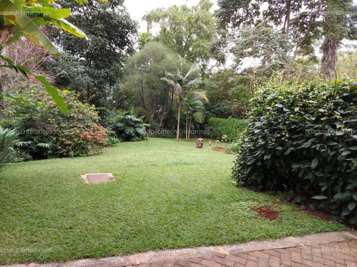 3 Bed House with En Suite in Muthaiga - 16