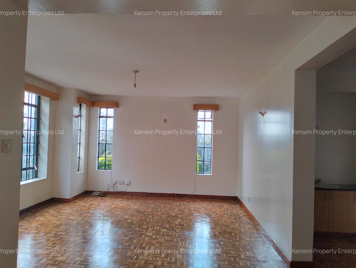 4 Bed Townhouse with En Suite in Kitisuru - 13