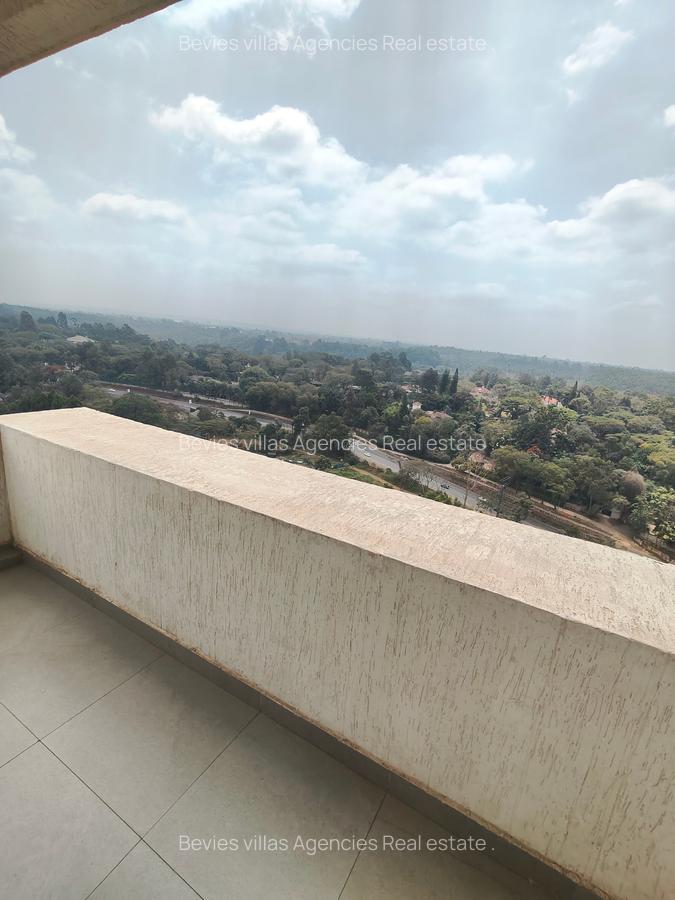3 Bed Apartment with En Suite at Parklands - 11