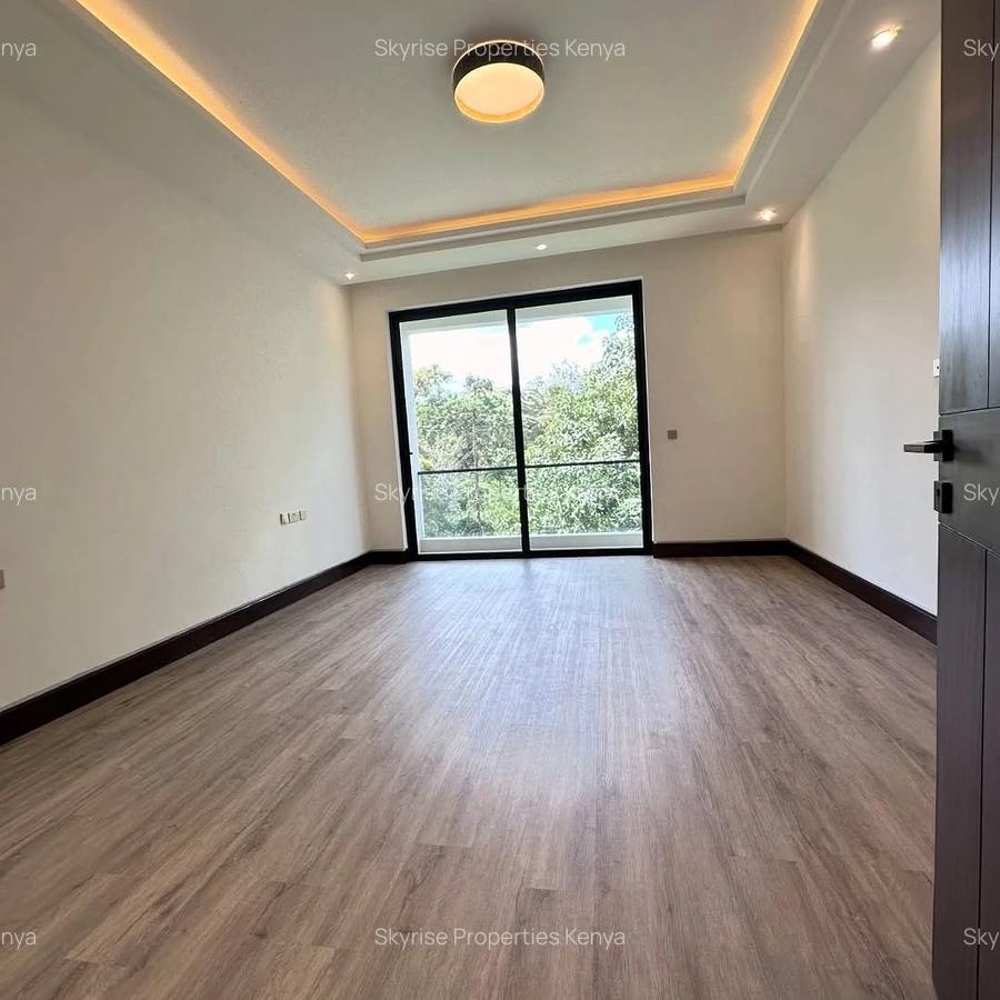5 Bed Townhouse with En Suite in Kitisuru - 6