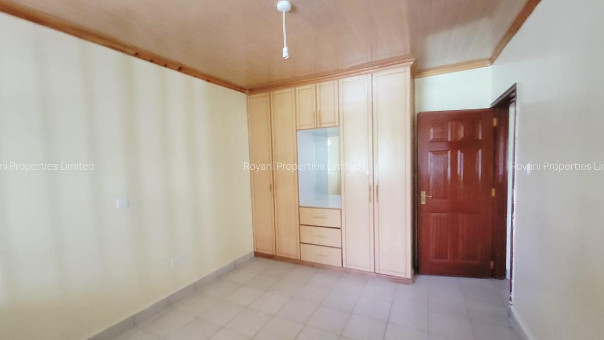 4 Bed House with En Suite in Kiambu Road - 11