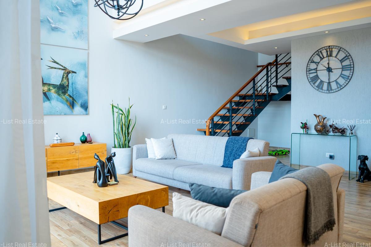 4 Bed Apartment with En Suite at Riverside Drive - 6