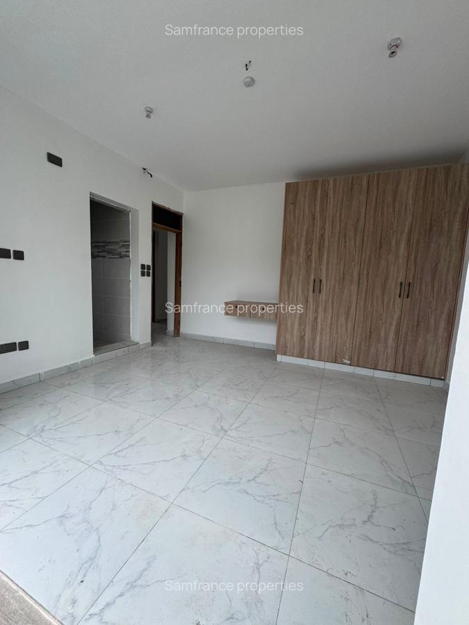 Serviced 3 Bed Apartment with Swimming Pool at Beach Road - 14
