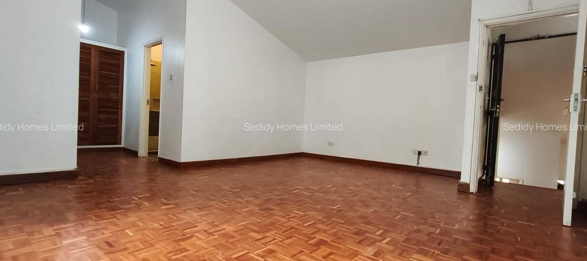 4 Bed House with En Suite in Thigiri - 18