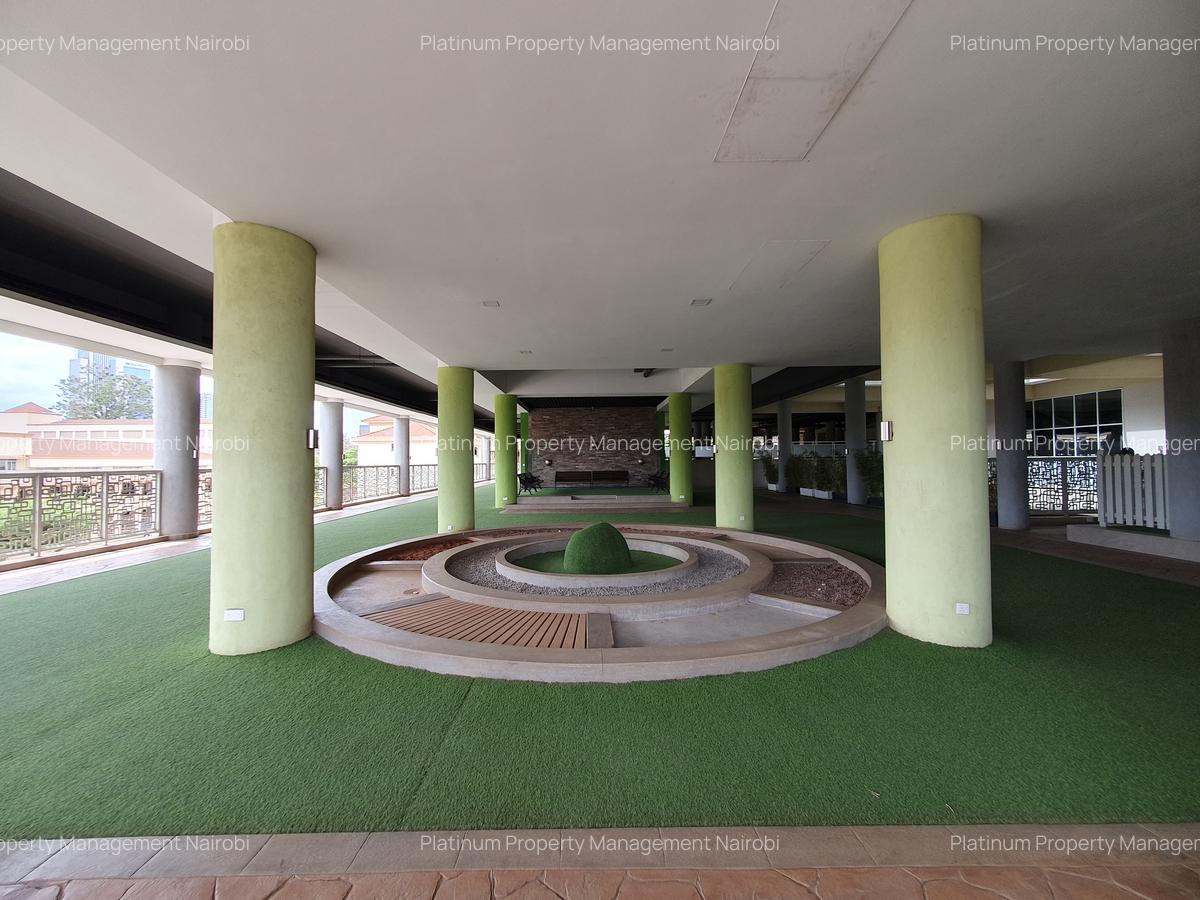 3 Bed Apartment with En Suite at Parklands Rd - 19