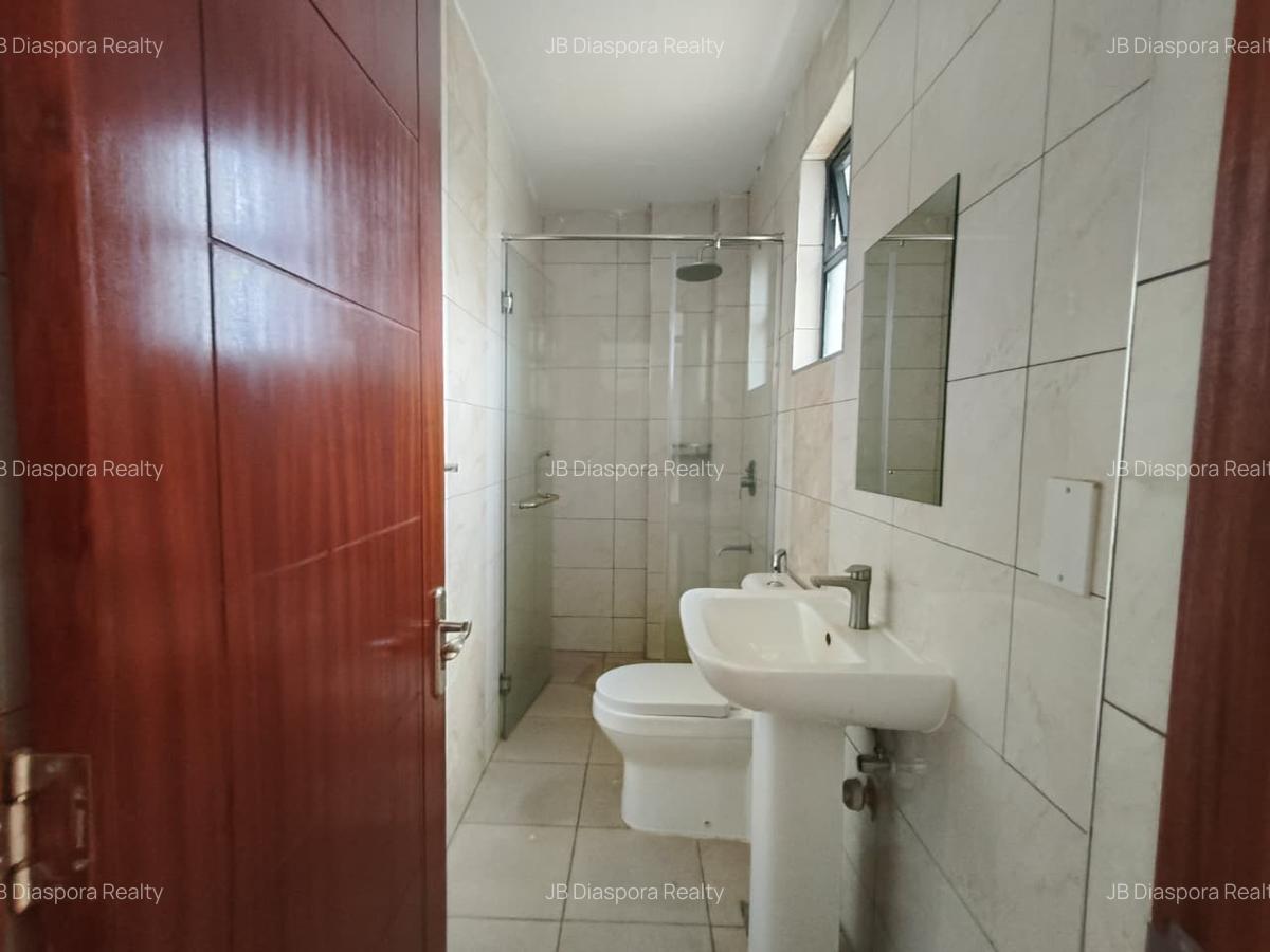 2 Bed Apartment with En Suite in General Mathenge - 6