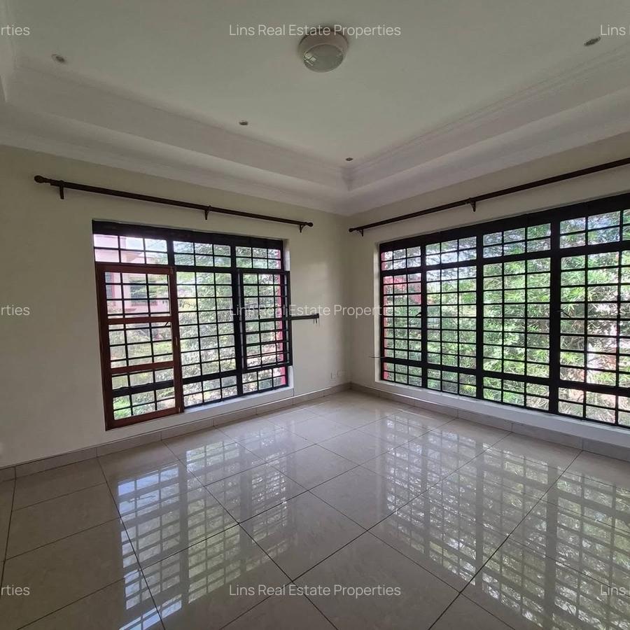 4 Bed Townhouse with En Suite in Runda - 17