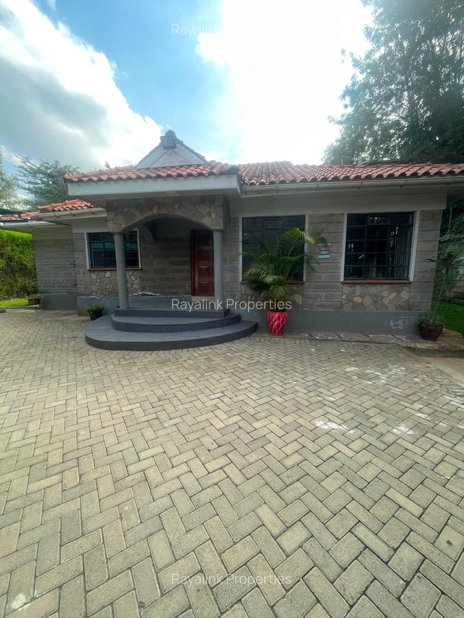3 Bed House with En Suite at Karen - 2