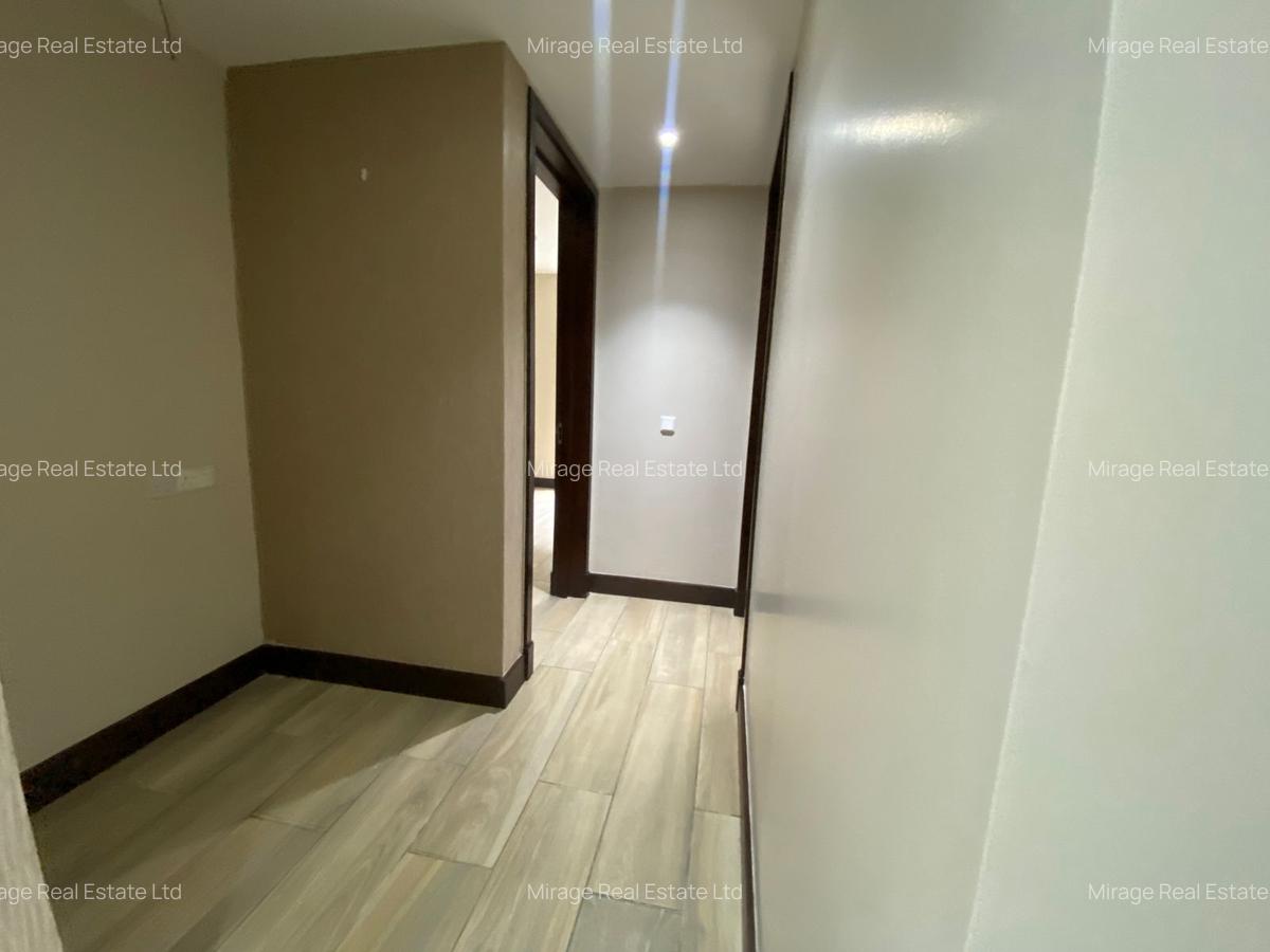3 Bed Apartment with En Suite in Parklands - 13