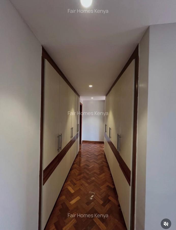4 Bed Apartment with En Suite at Riverside Drive - 7
