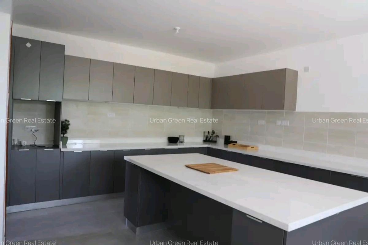 5 Bed Villa with En Suite at Ololua - 6