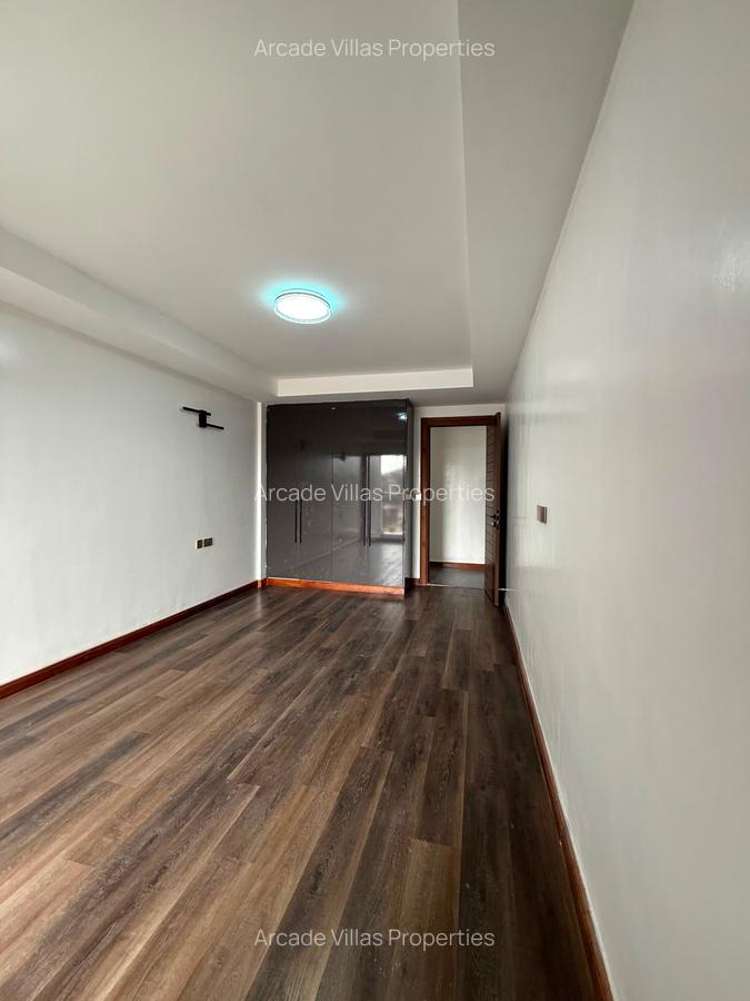 4 Bed Apartment with En Suite in Kilimani - 6