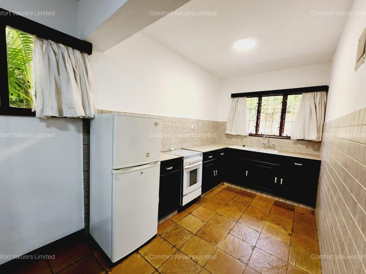 1 Bed House with En Suite at Westlands - 4