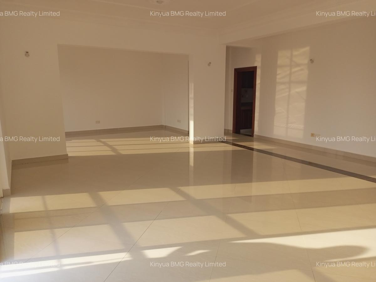 Serviced 3 Bed Apartment with En Suite in Nyali Area - 1