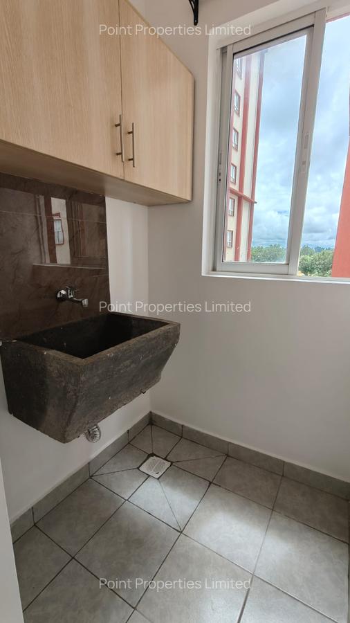 1 Bed Apartment with Swimming Pool in Thindigua - 10
