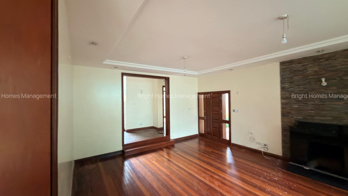 5 Bed Townhouse with En Suite in Lavington - 8