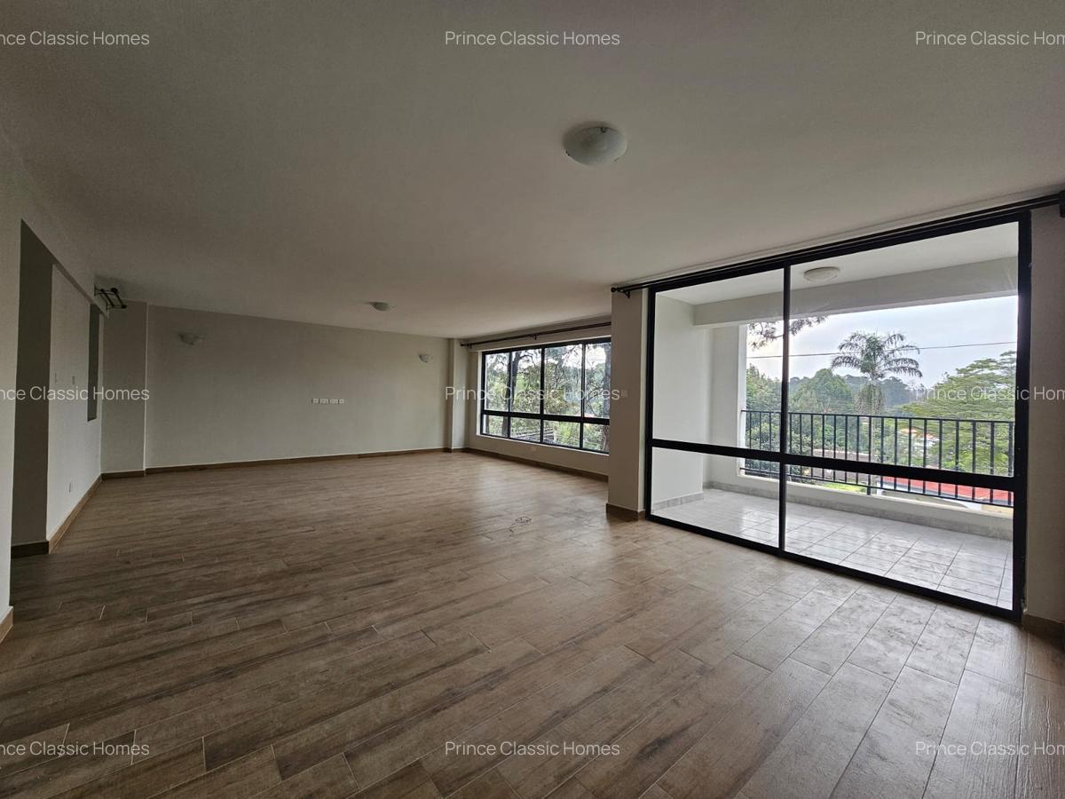 3 Bed Apartment with En Suite in Lavington - 8