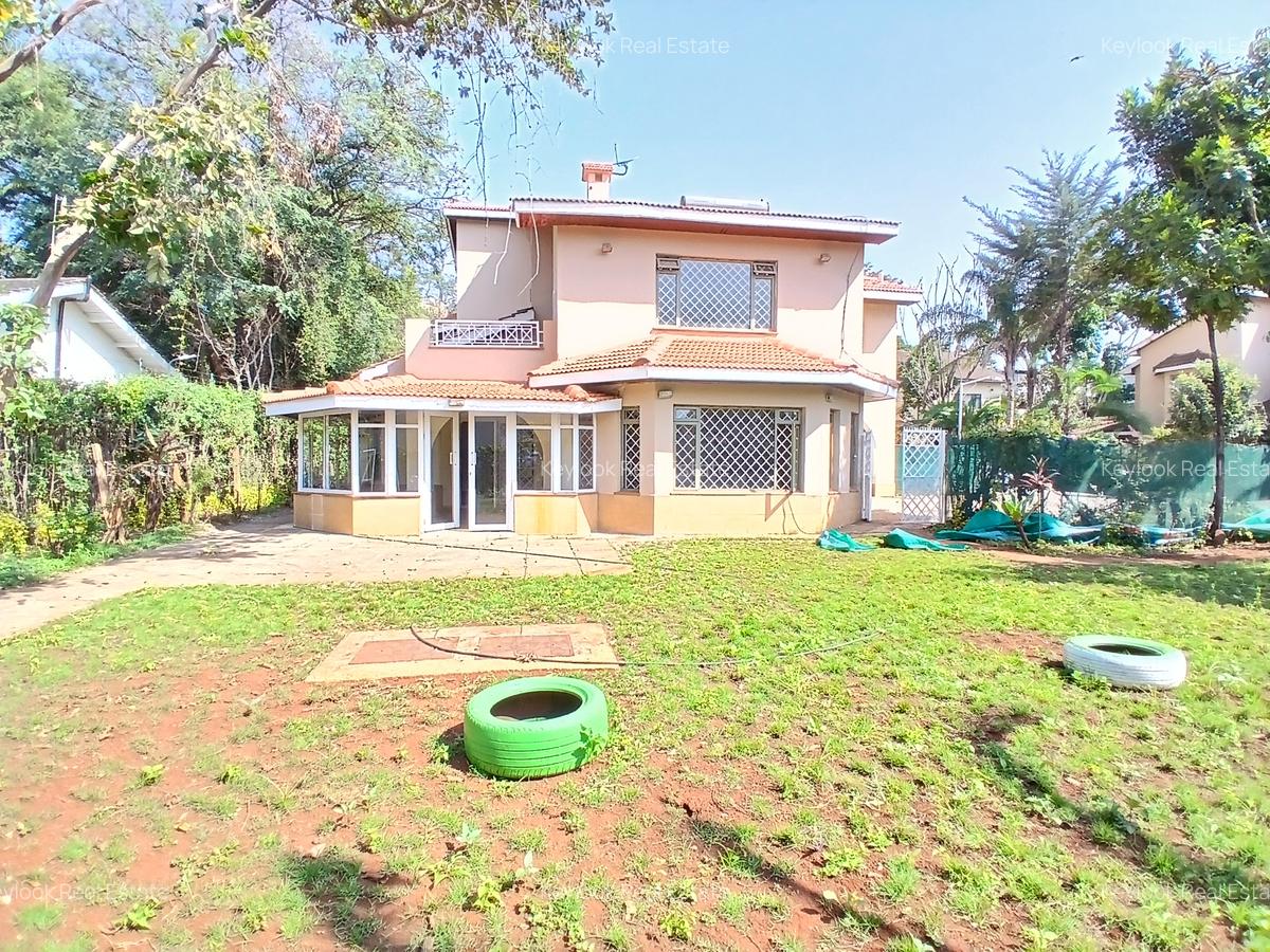 4 Bed Townhouse with En Suite at Gitanga Road - 3