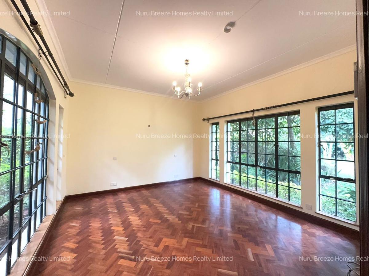 5 Bed Townhouse with En Suite in Runda - 4