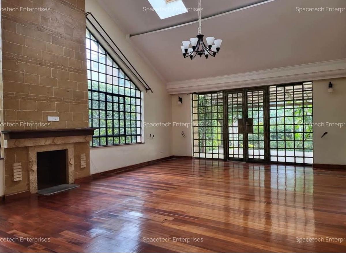 4 Bed Townhouse with En Suite in Kitisuru - 2