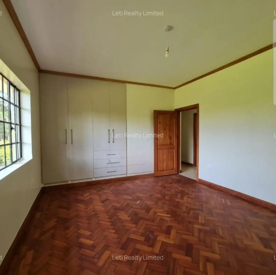 4 Bed Townhouse with En Suite in Lavington - 5