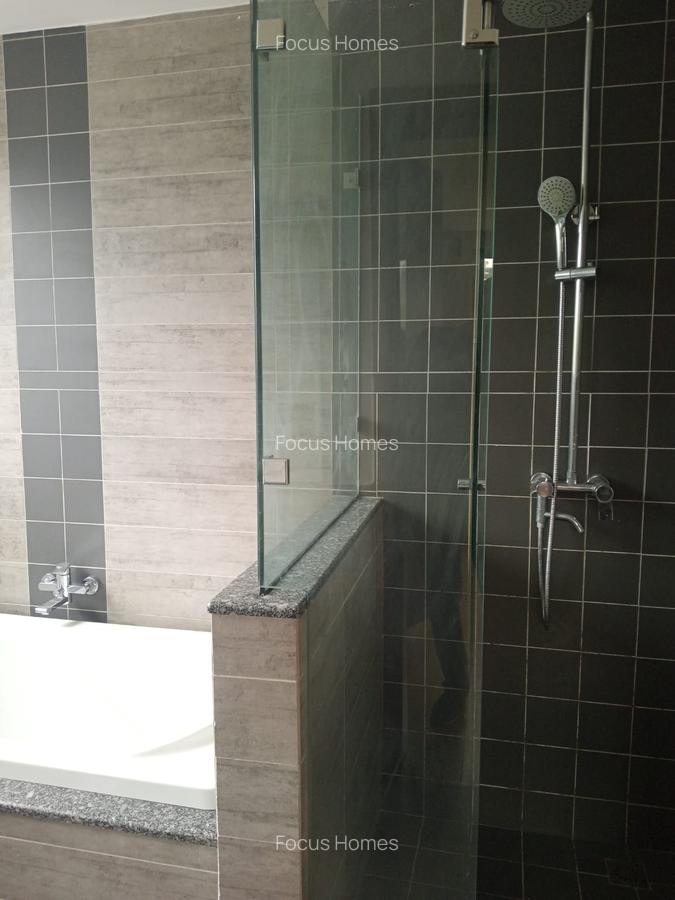 4 Bed Townhouse with En Suite in Lavington - 13