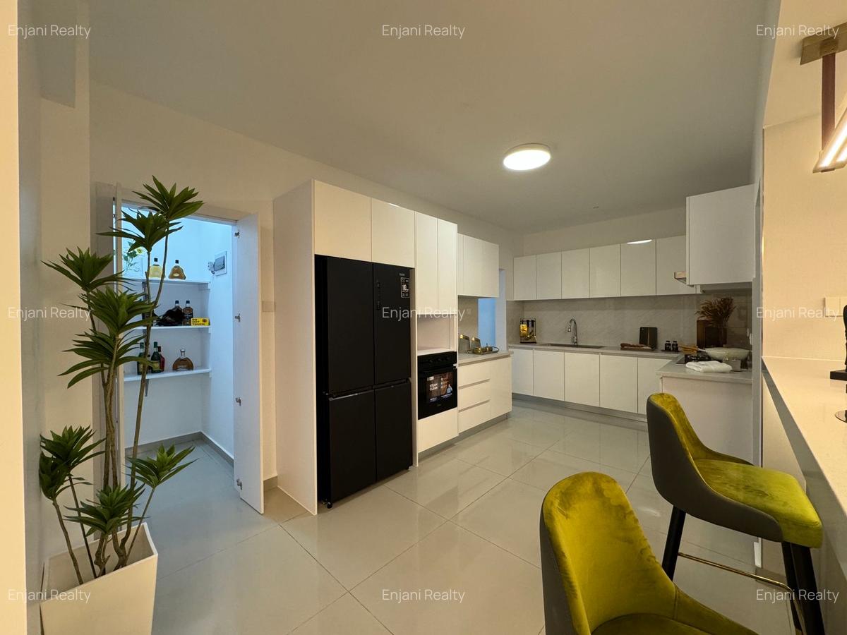 5 Bed Apartment with En Suite in Kilimani - 14