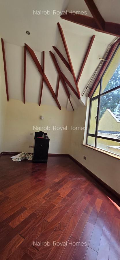 6 Bed Townhouse with En Suite at Convent Drive - 7