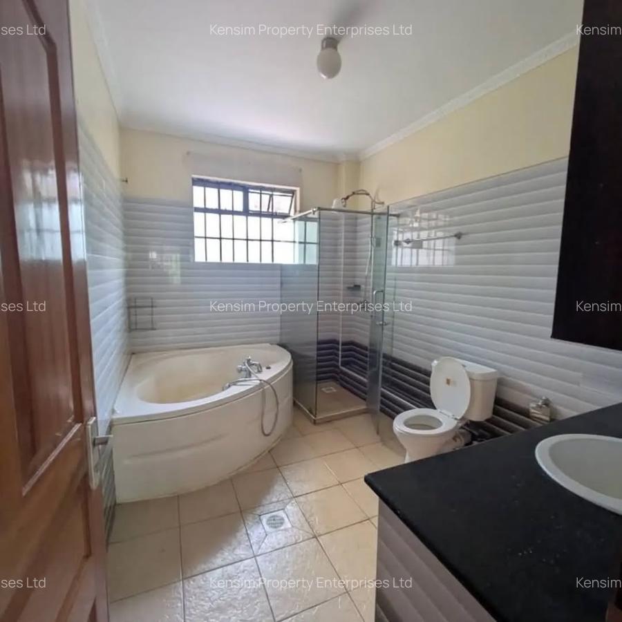 4 Bed Townhouse with En Suite in Kitisuru - 3