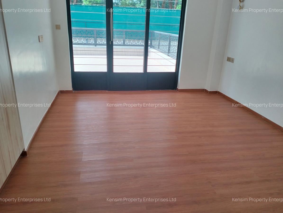 7 Bed House with En Suite in Runda - 13