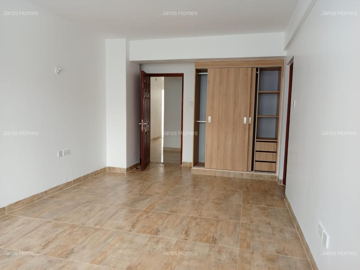 3 Bed Apartment with En Suite at General Mathenge - 7