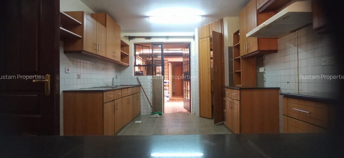 5 Bed Townhouse with Staff Quarters in Lavington - 1