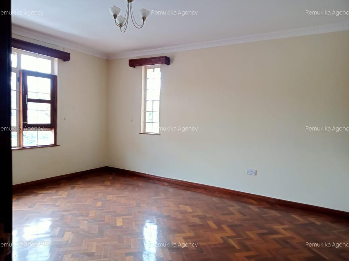 4 Bed House with En Suite at Runda - 17