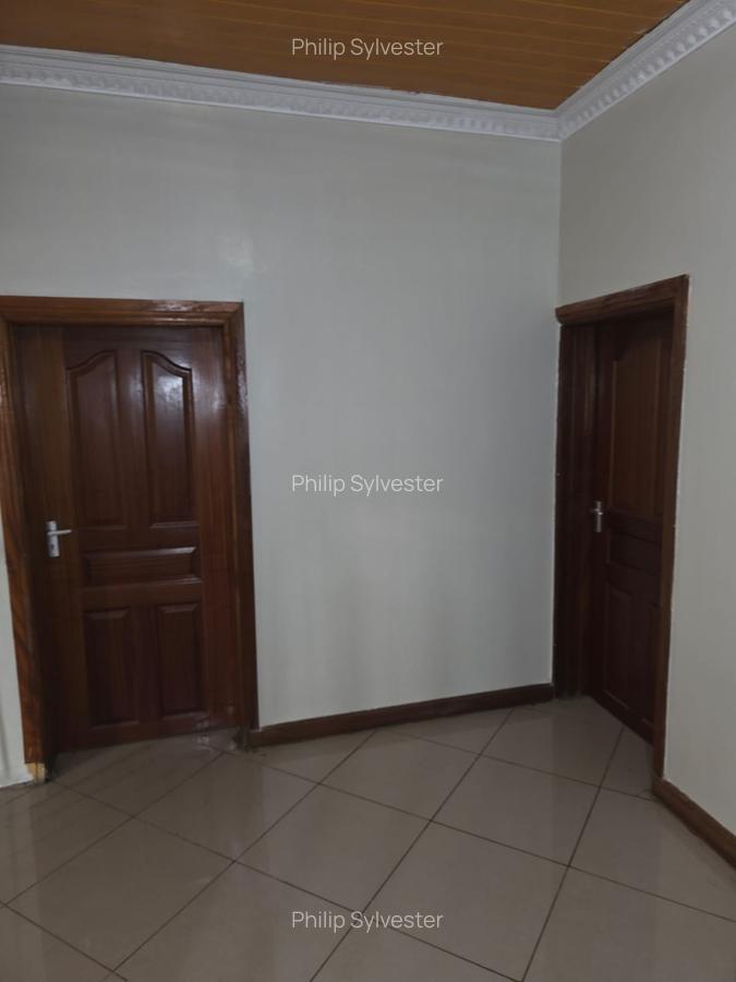 6 Bed Townhouse with En Suite at Dog Unit Road - 7