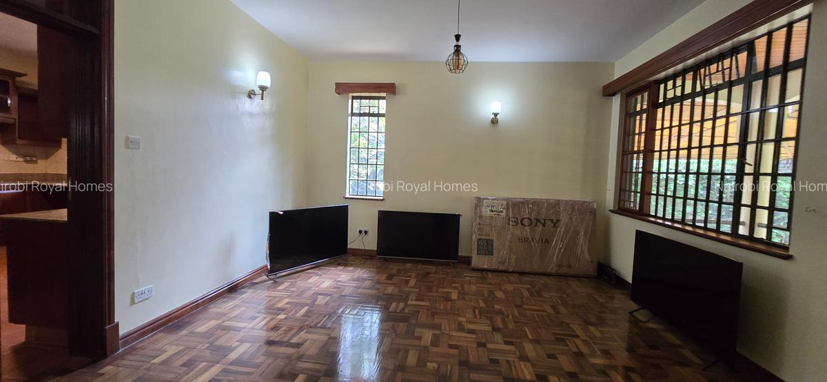 5 Bed House with En Suite at Redhil Road - 20