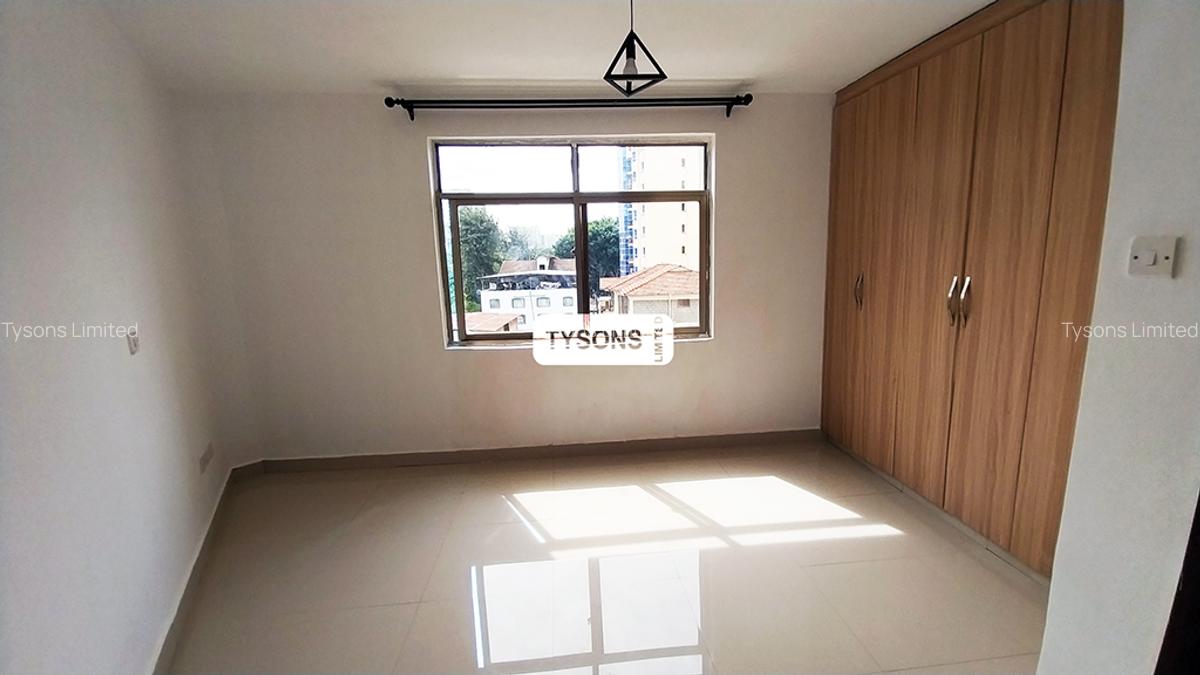 2 Bed Apartment with En Suite in Parklands - 5