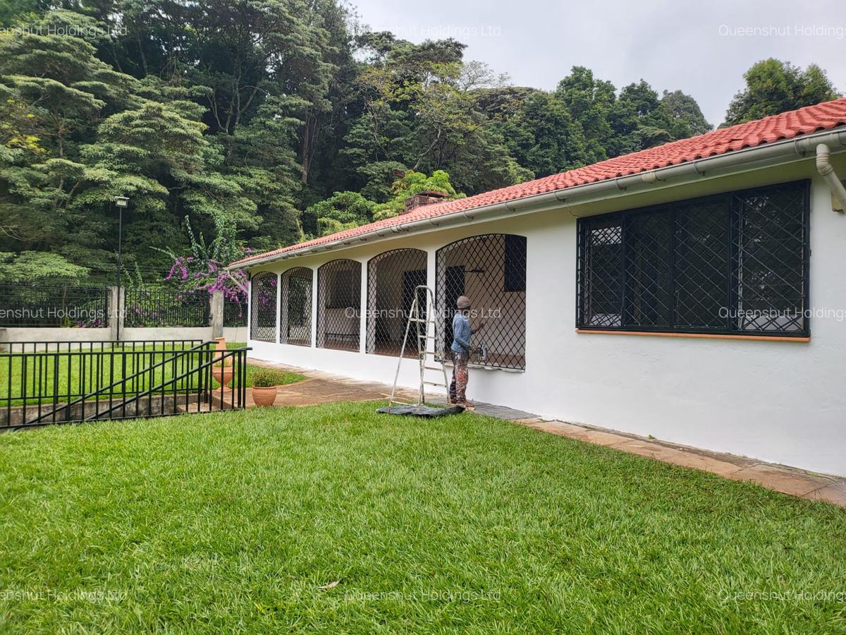 4 Bed Townhouse with En Suite in Gigiri - 2