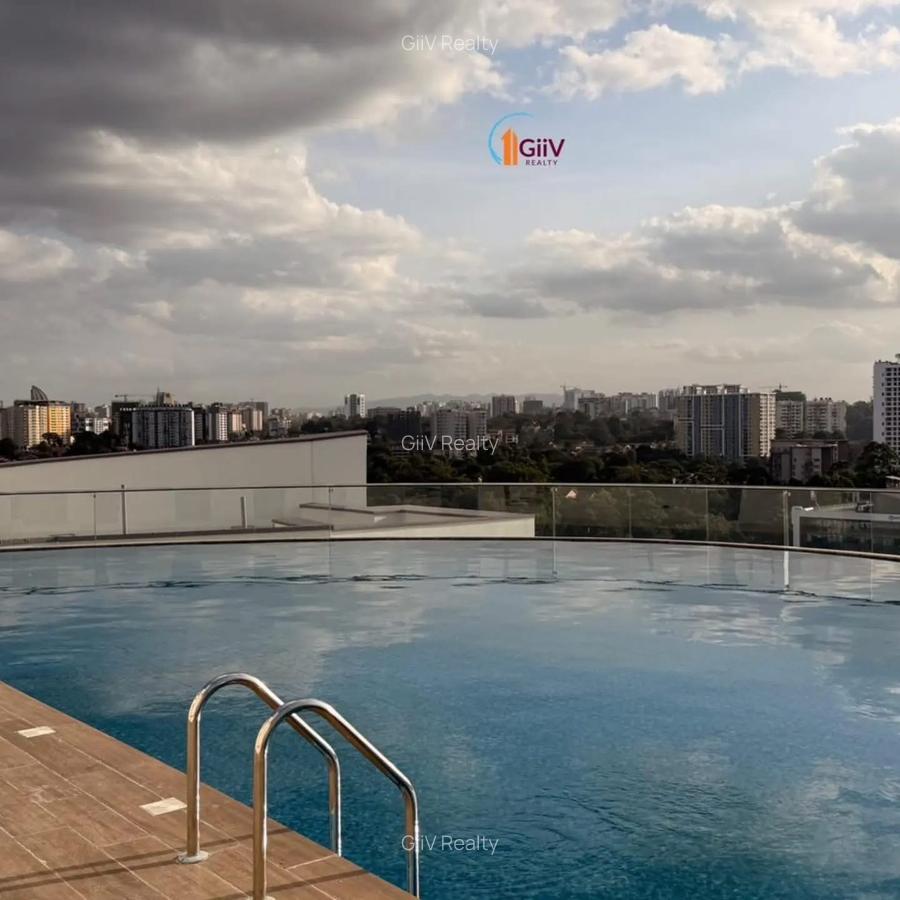 3 Bed Apartment with En Suite in Riverside - 2
