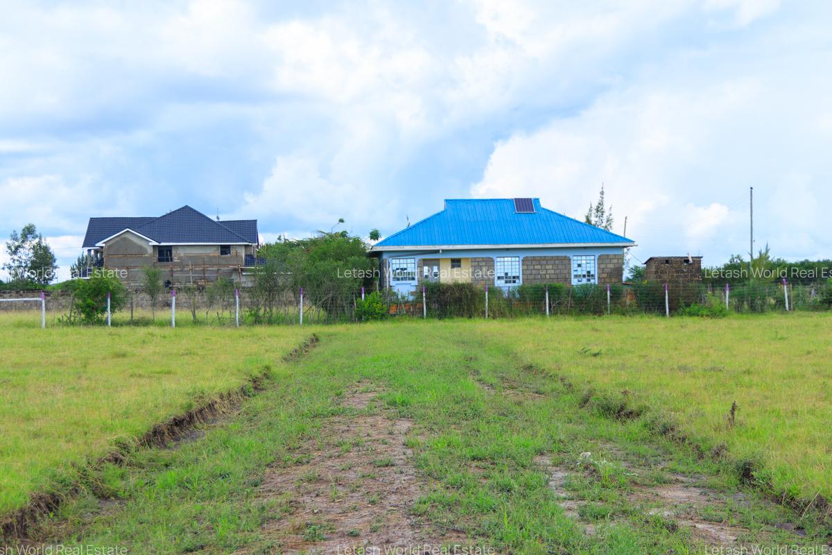 Land in Kitengela - 3