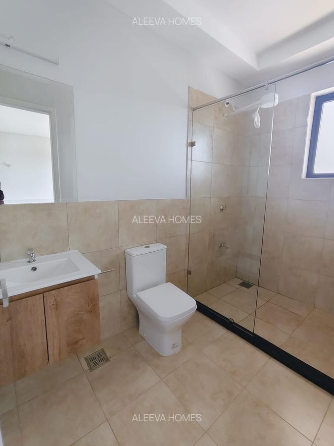 1 Bed Apartment with En Suite in Garden Estate - 13