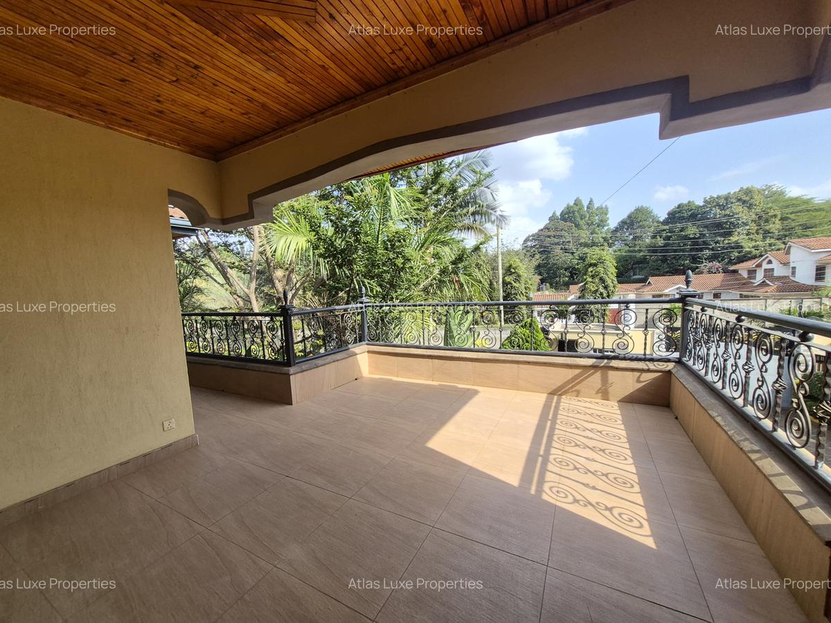 4 Bed House with En Suite at Old Runda - 7