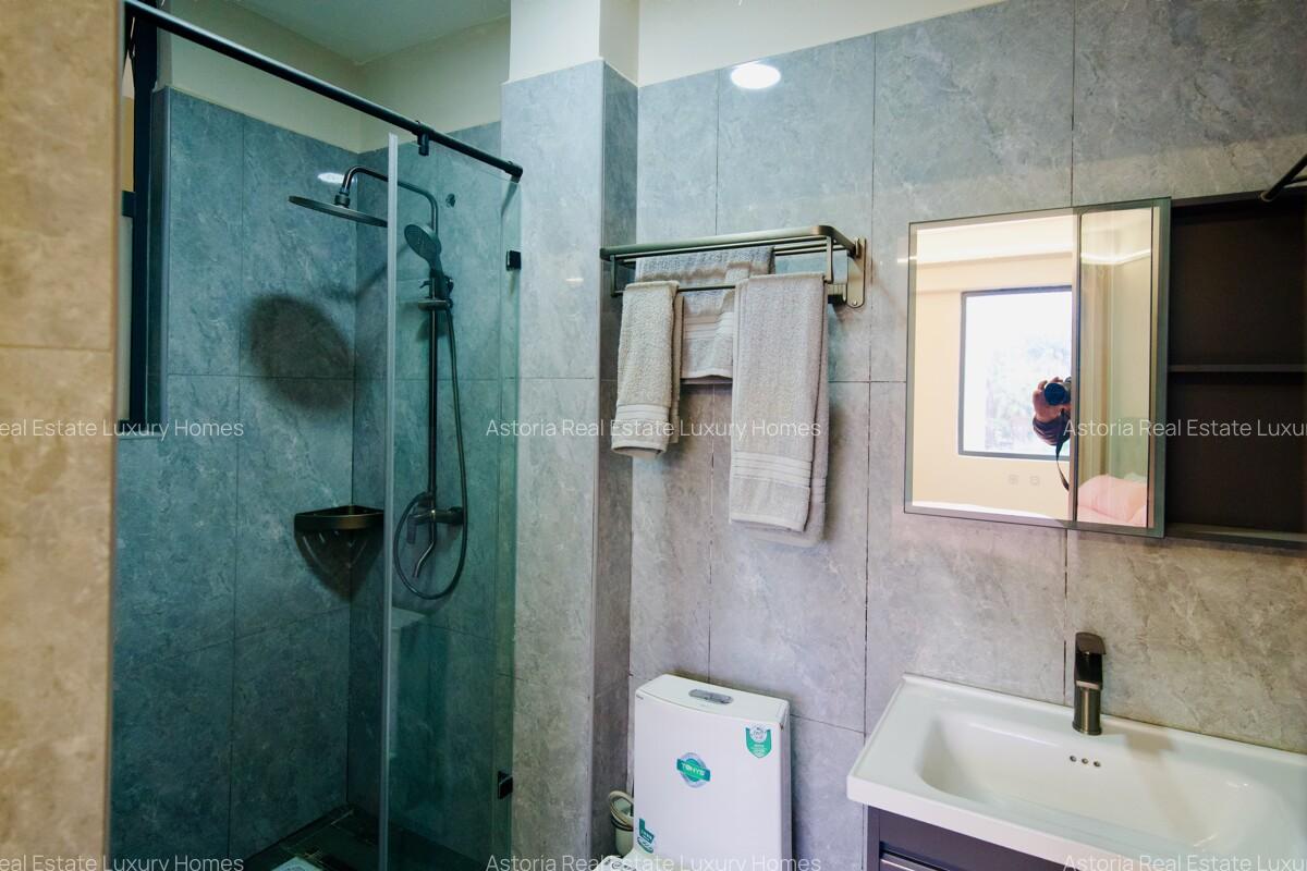 3 Bed Apartment with En Suite at 2026-423 - 15