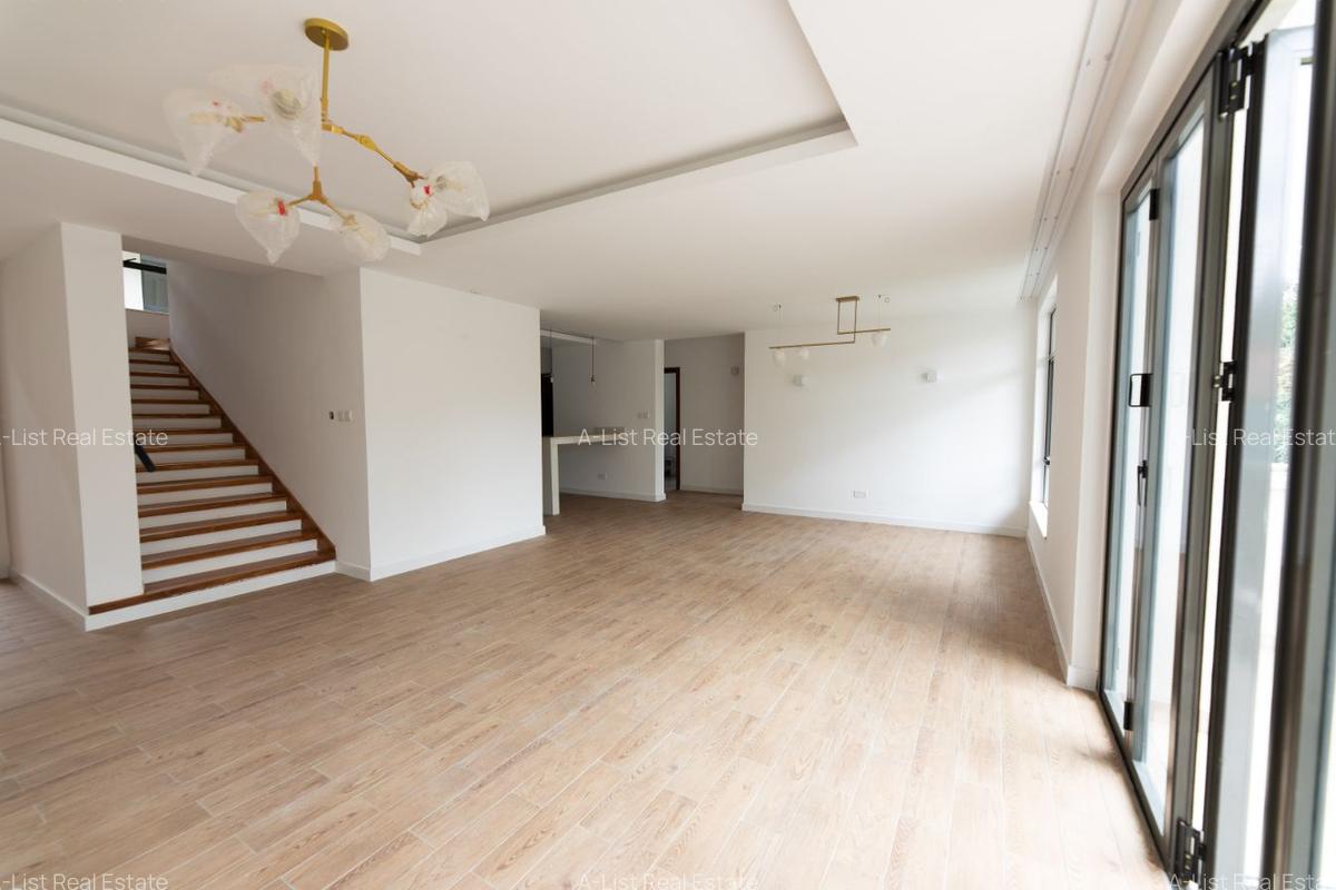 4 Bed Apartment with En Suite at Two Rivers - 7