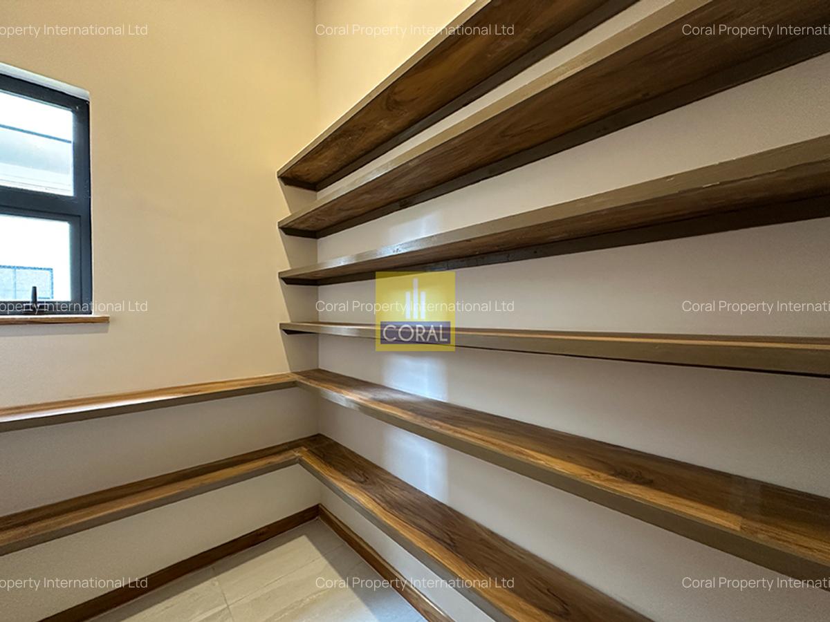 4 Bed Apartment in Loresho - 17