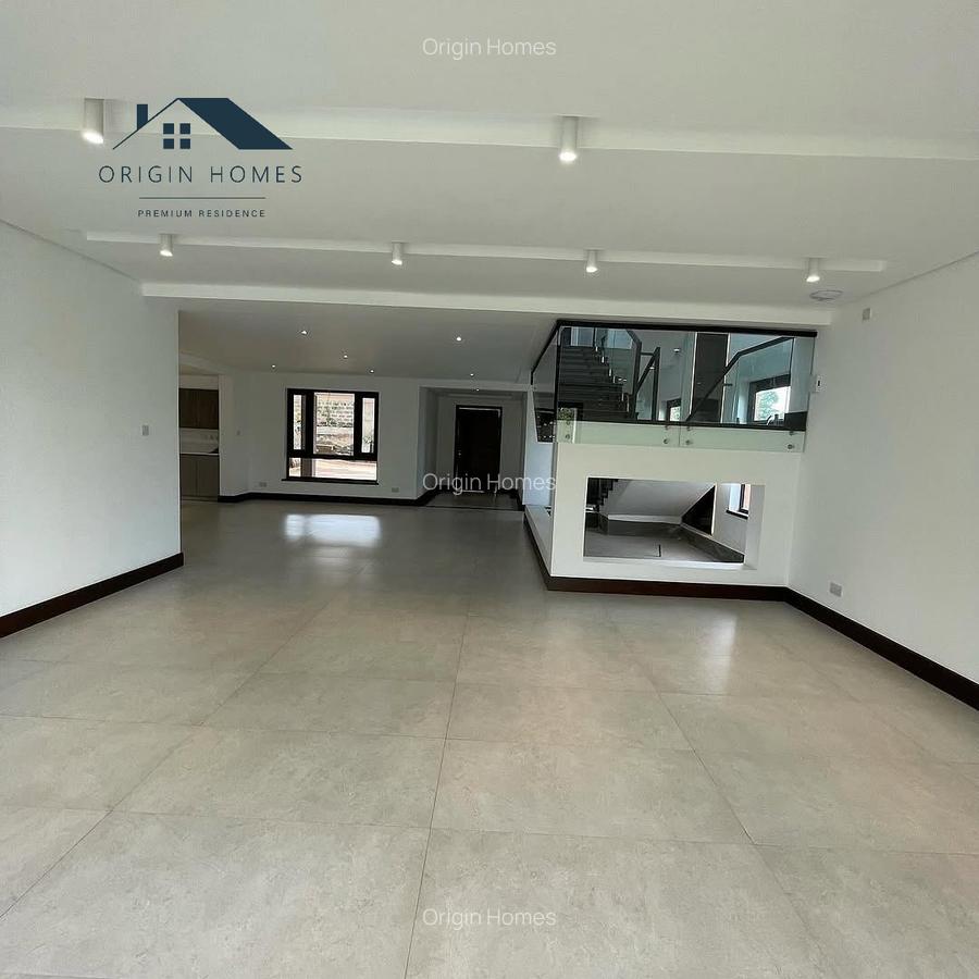 5 Bed Townhouse with En Suite at Old Kitisuru - 1