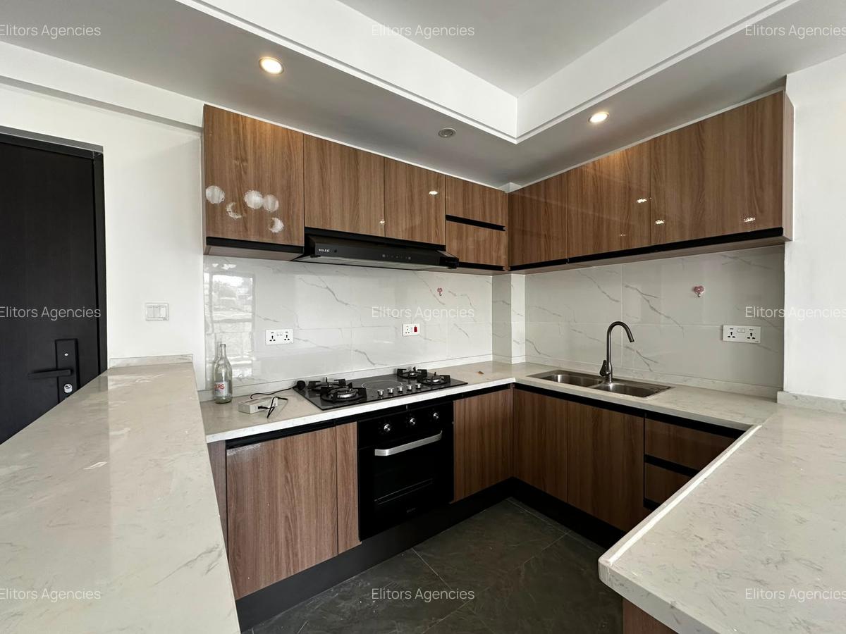 2 Bed Apartment with En Suite at Riverside Drive - 7