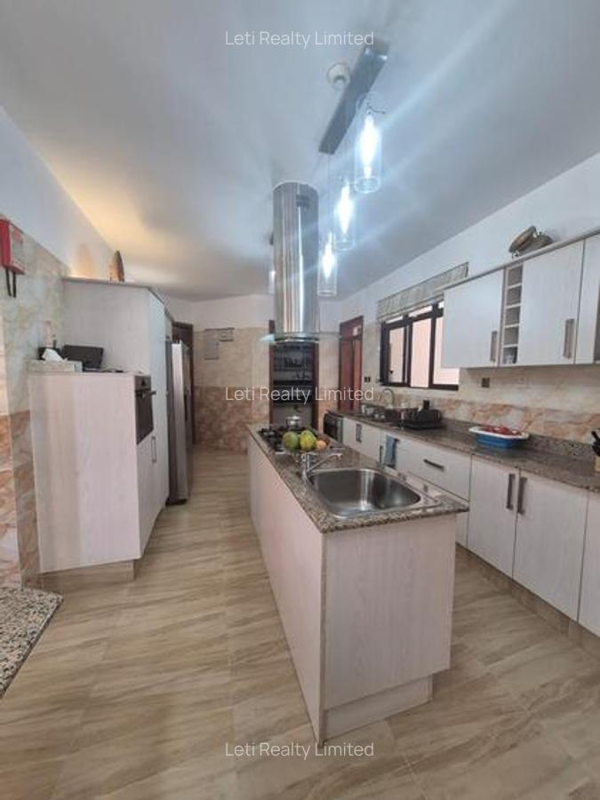 4 Bed Townhouse with En Suite in Kileleshwa - 3