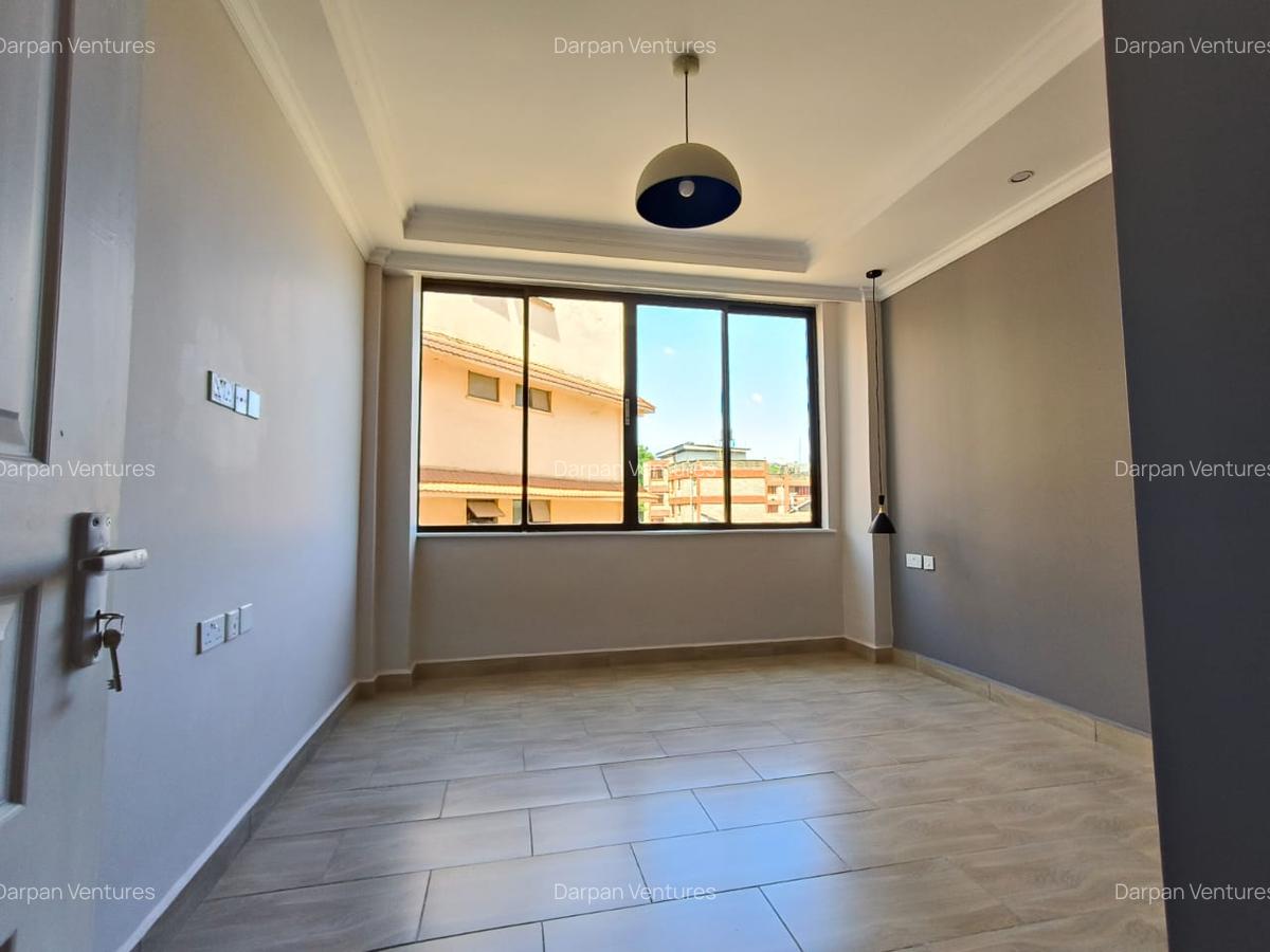 2 Bed Apartment with En Suite in Westlands Area - 7