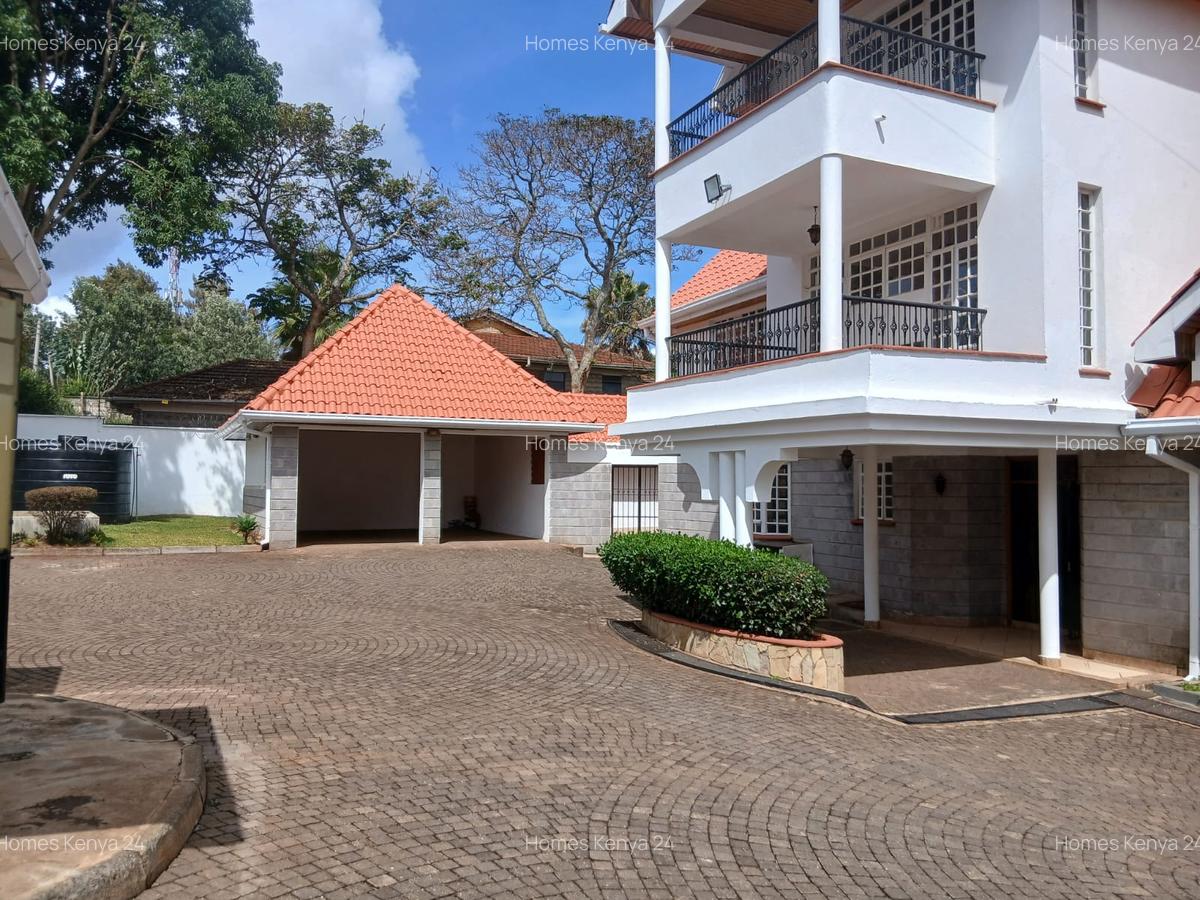 4 Bed House in Runda - 4