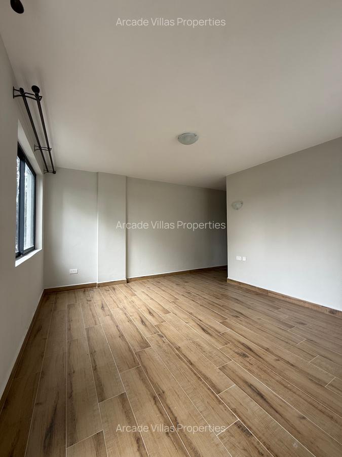 2 Bed Apartment with En Suite in Kileleshwa - 11